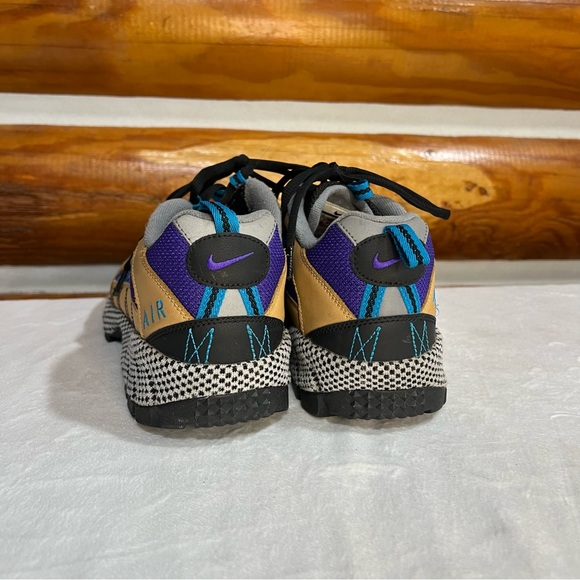 Nike Air Humara 17 Elemental Gold Tan and Blue Athletic Shoes Men's size 10 - Picture 2 of 6